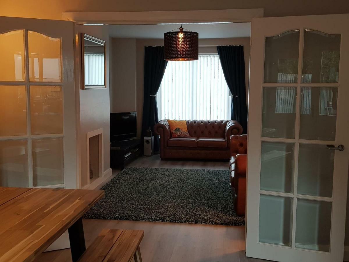 巴利卡斯尔Spire View Townhouse别墅 外观 照片